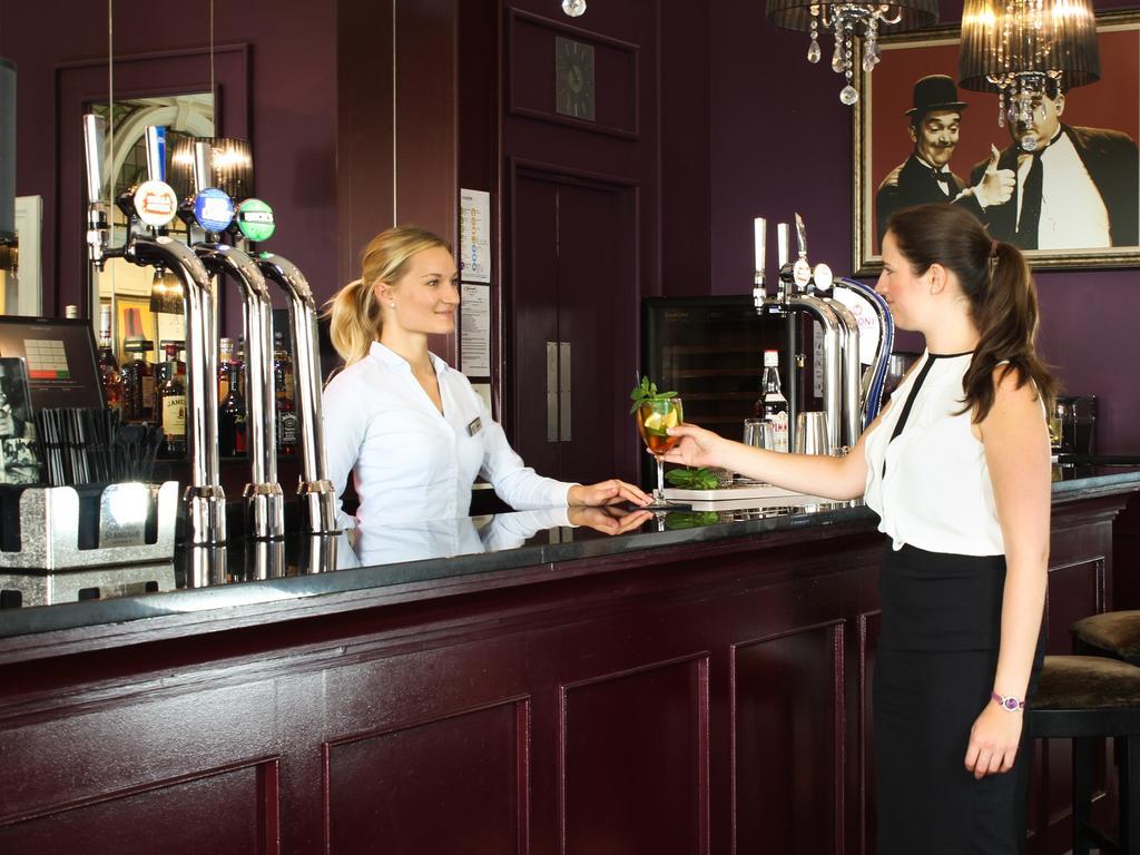 Chine Hotel Bornemouth Extérieur photo